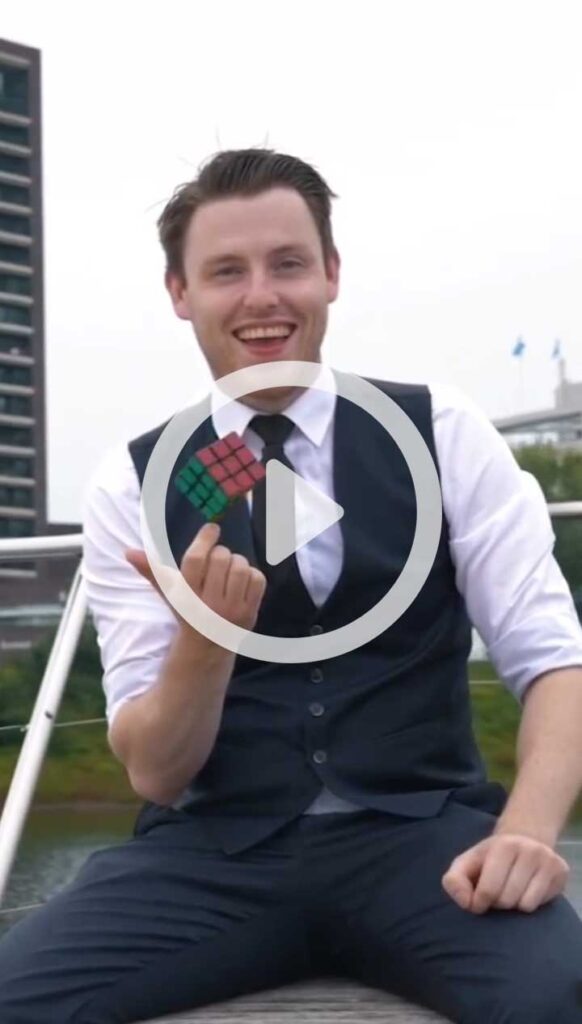 brandon smeets goochelaar op de boot in venlo canon production printing oce Table Magic